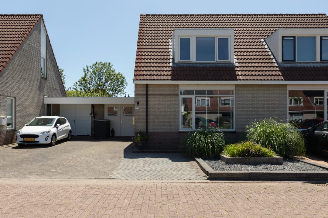 Foto 43 van Zonnedauw 24