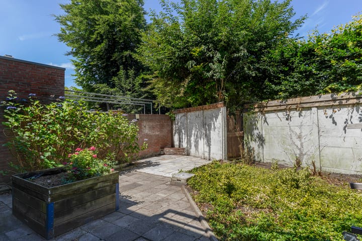 Foto 41 van Burg. Vogelslaan 2