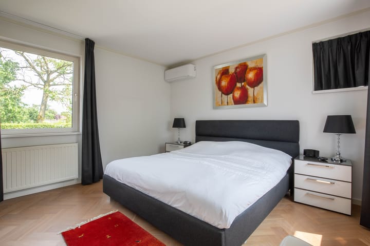 Photo 3 of Oosteinderweg 438