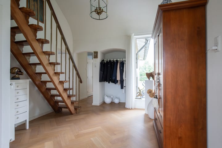 Photo 6 of Oosteinderweg 438