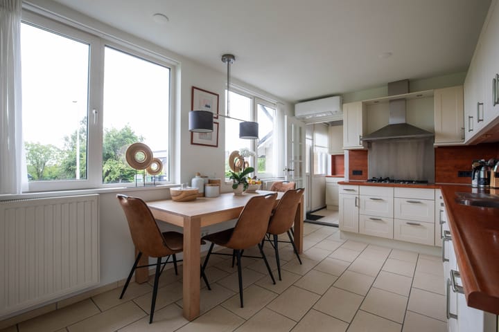 Photo 12 of Oosteinderweg 438