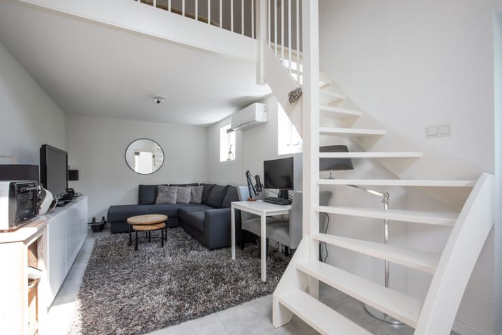 Photo 31 of Oosteinderweg 438