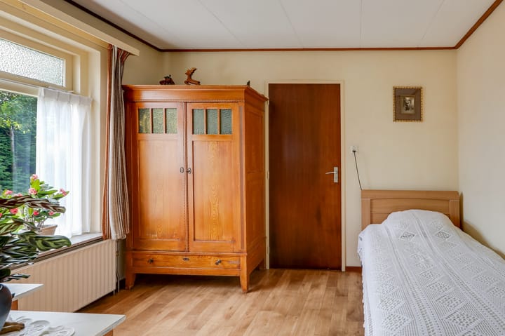 Foto 16 van Dr.Poelsstraat 11