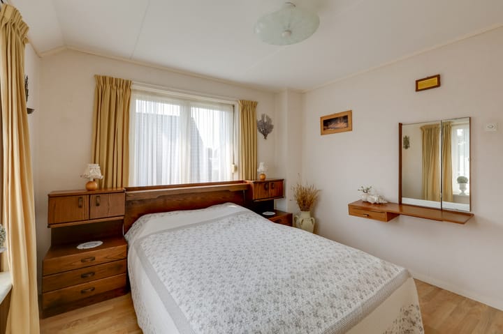 Foto 22 van Dr.Poelsstraat 11