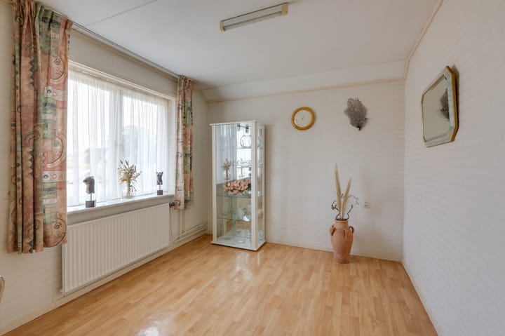 Foto 24 van Dr.Poelsstraat 11