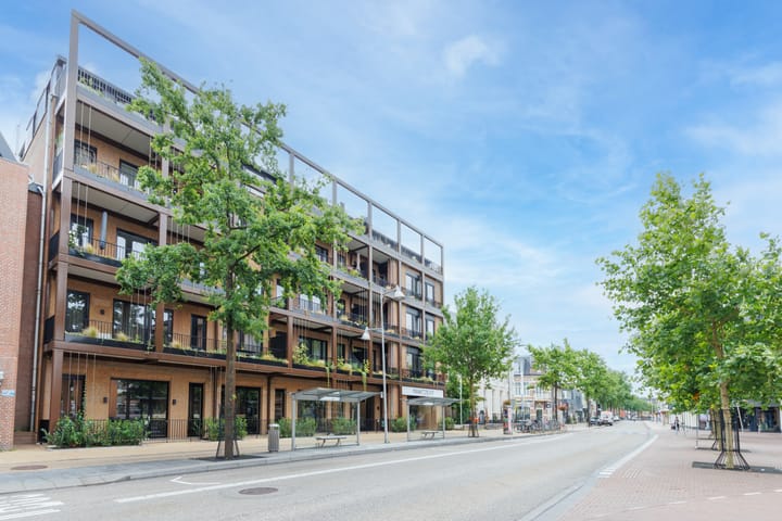 Photo 42 of Stationsstraat 182-A