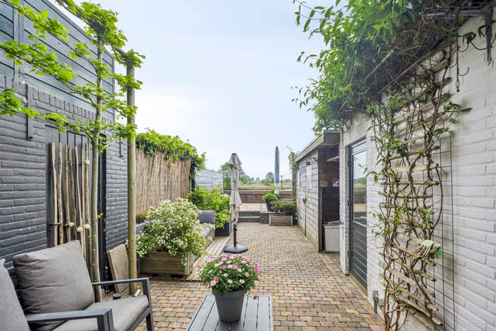 Foto 35 van IJsseldijk 76