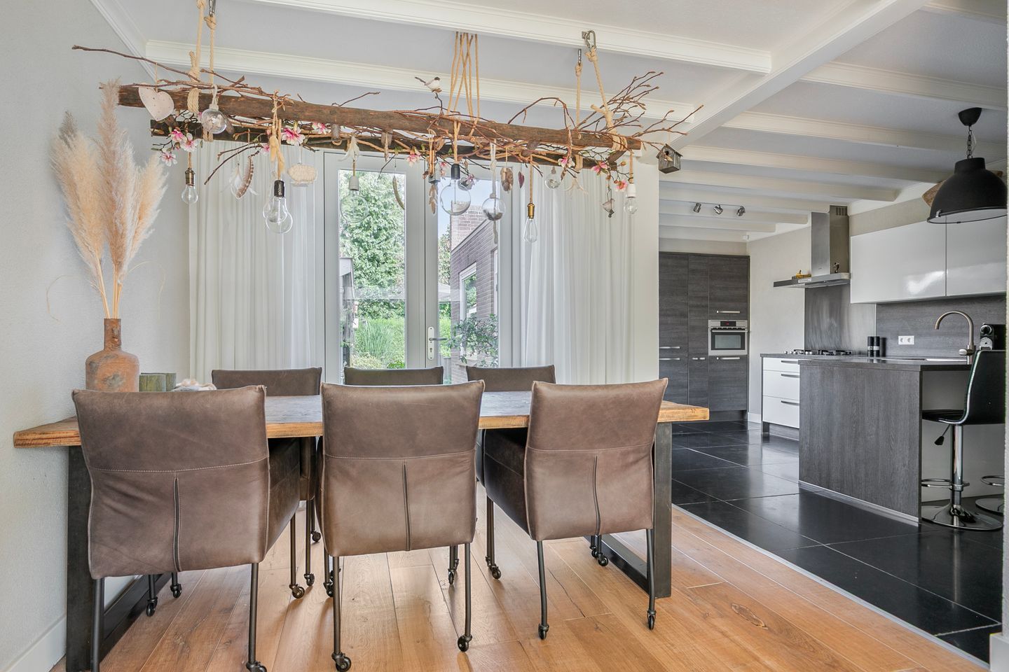 Foto 5 van Burgemeester van Poppelstraat 130