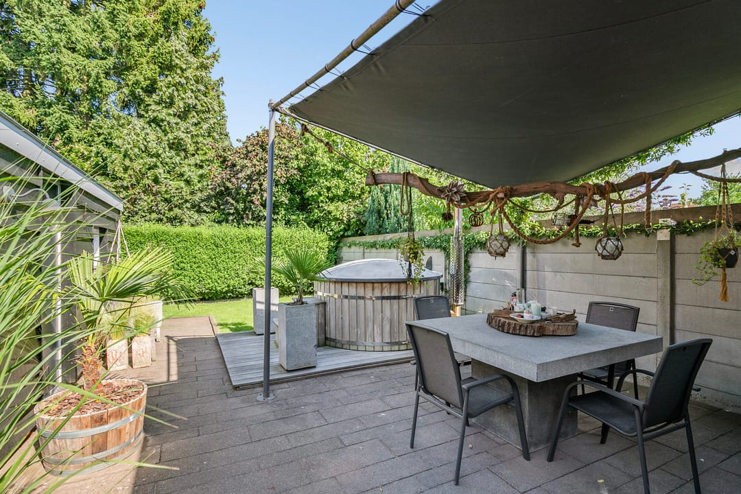 Foto 22 van Burgemeester van Poppelstraat 130