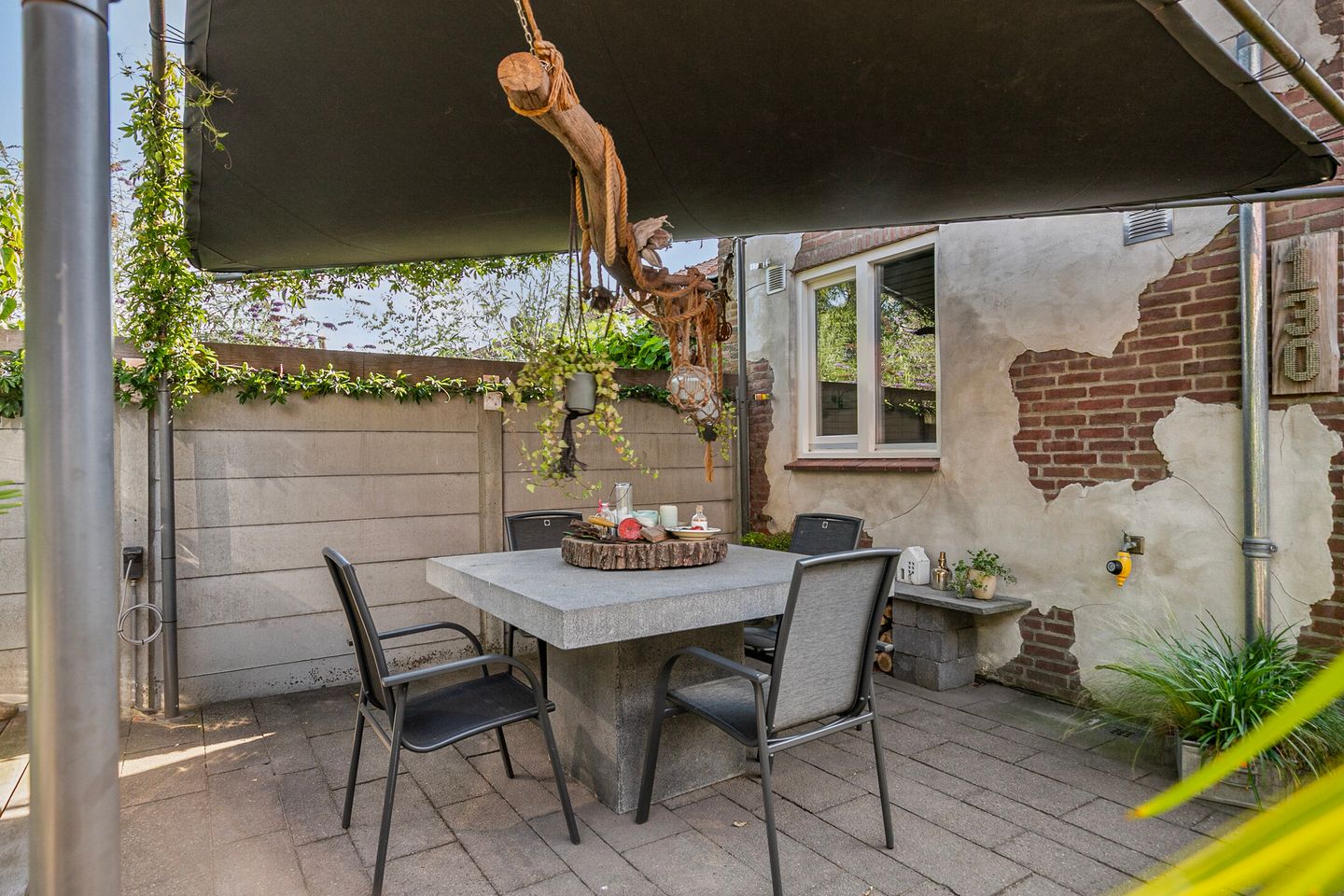 Foto 25 van Burgemeester van Poppelstraat 130