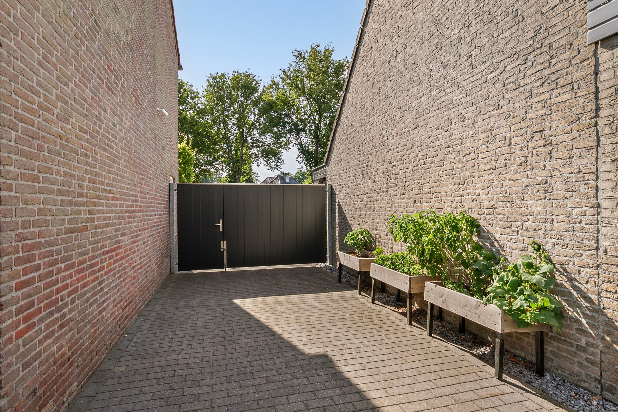 Foto 27 van Burgemeester van Poppelstraat 130