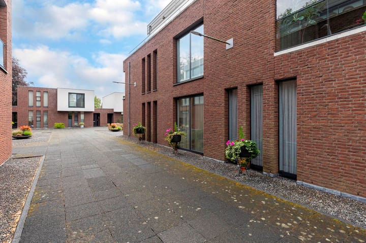 Foto 47 van Hendrik Veenemanstraat 42