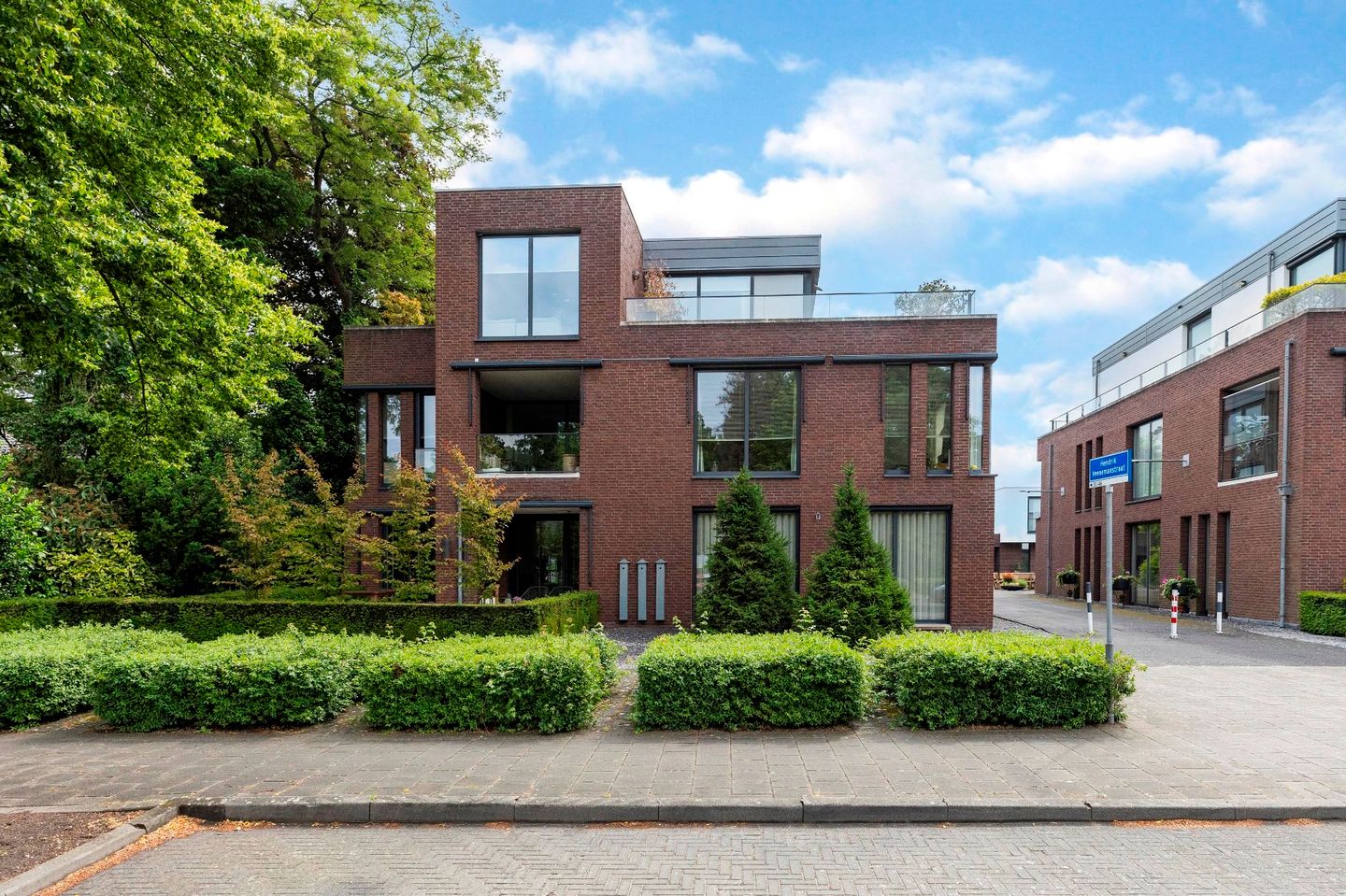 Foto 49 van Hendrik Veenemanstraat 42