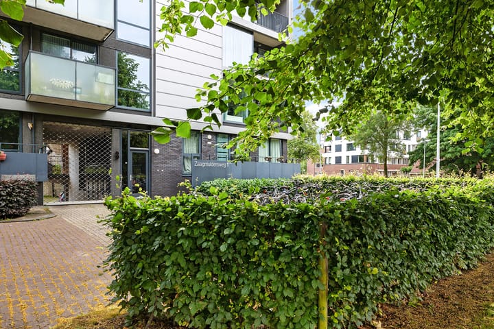 Photo 4 of Zaagmuldersweg 1-9