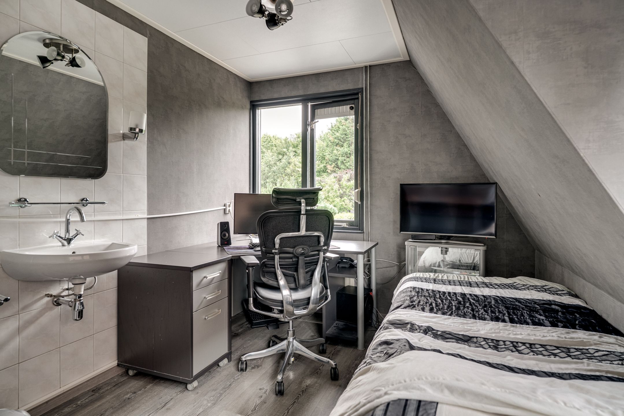 Foto 36 van Zwaluwstraat 23