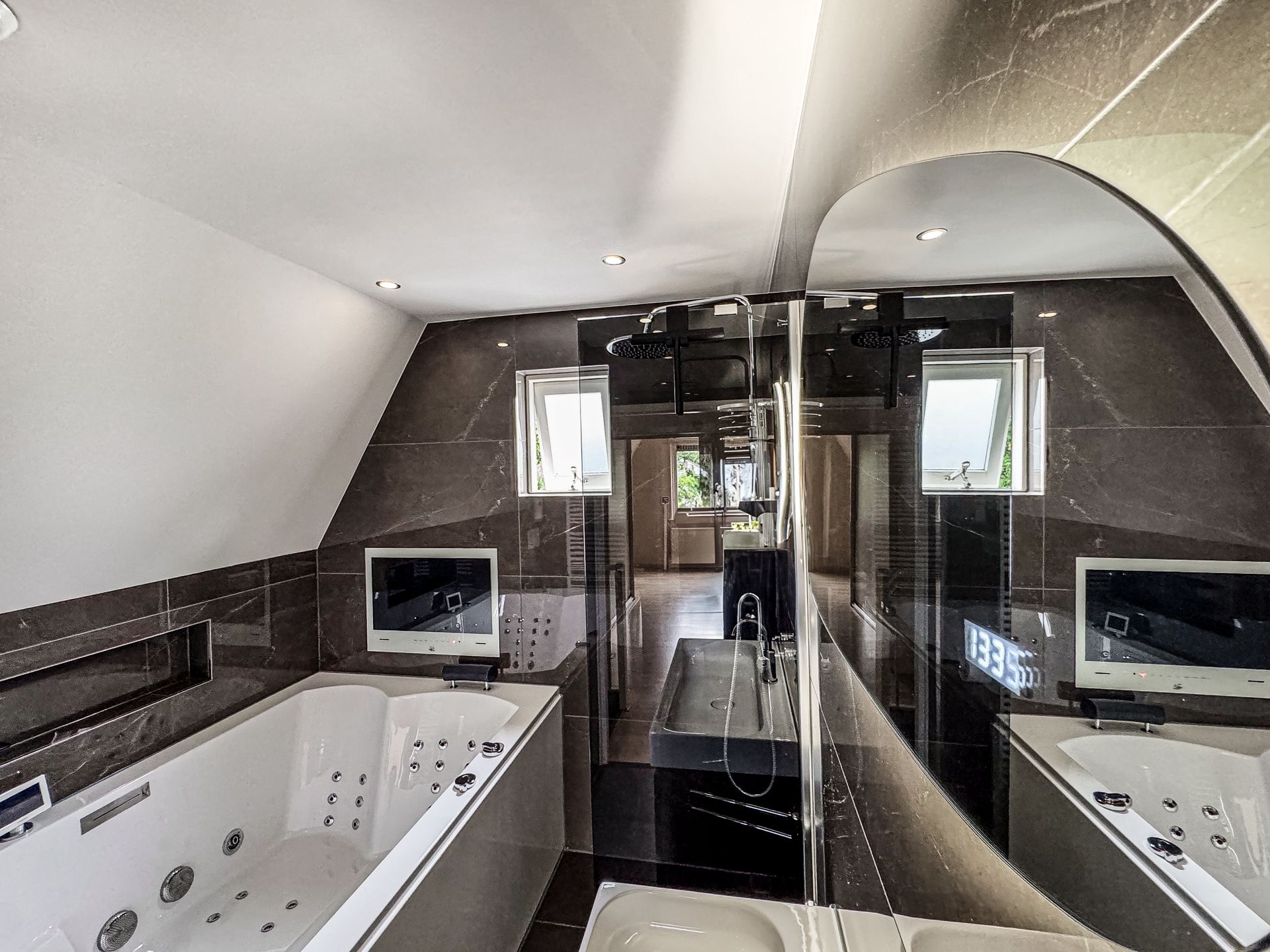 Foto 48 van Zwaluwstraat 23