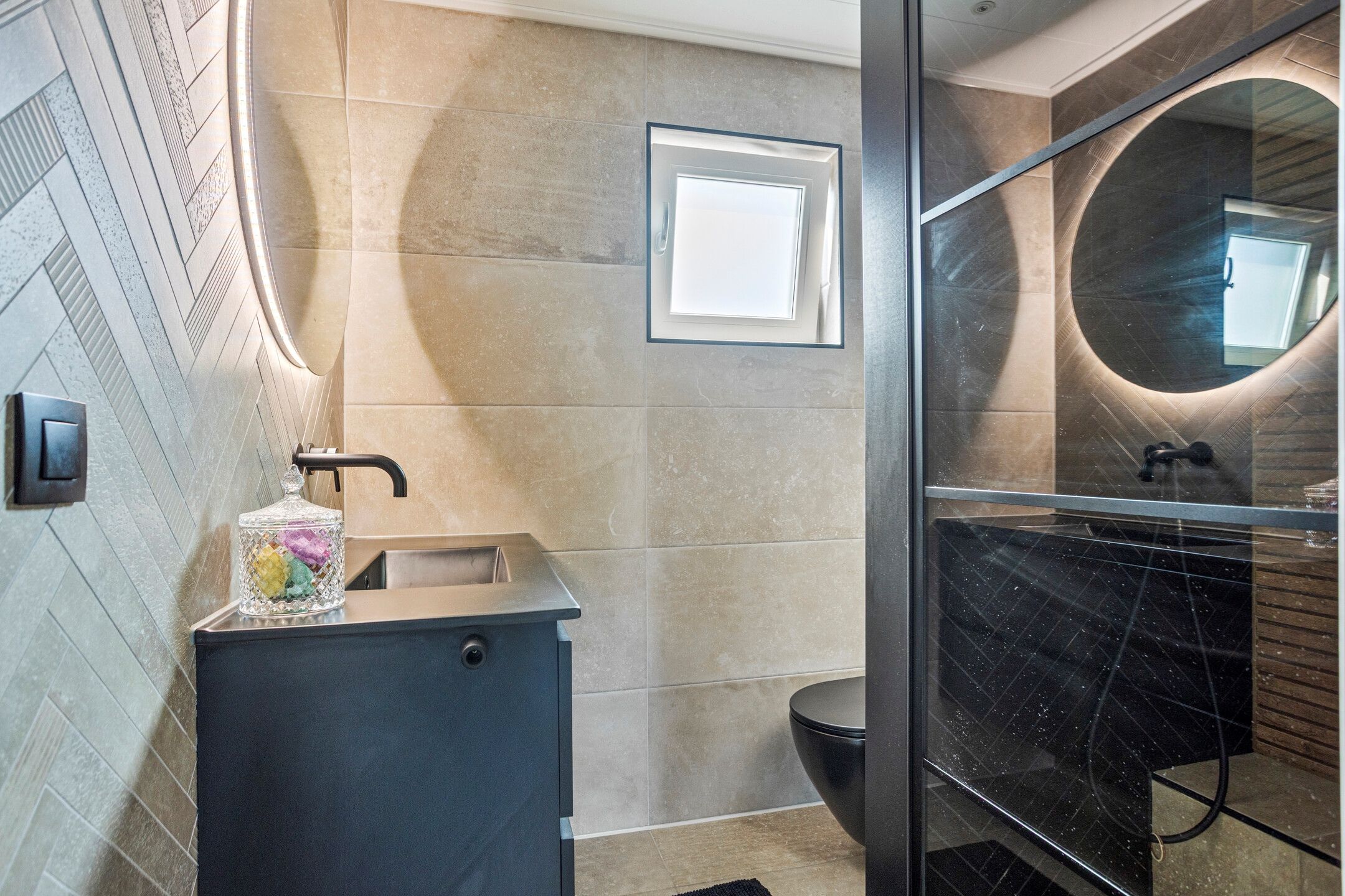 Foto 24 van Joke Smitstraat 24