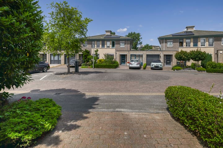 Foto 8 van Bassano 6