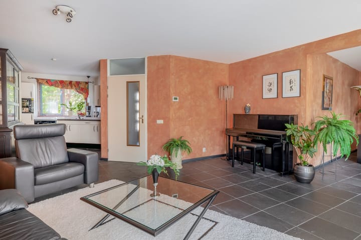 Foto 14 van Bassano 6