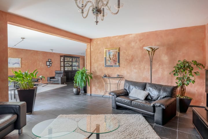 Foto 17 van Bassano 6