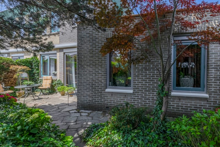 Foto 26 van Bassano 6