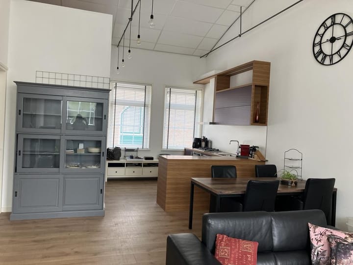 Foto 8 van Aarlanderveenseweg 3-B