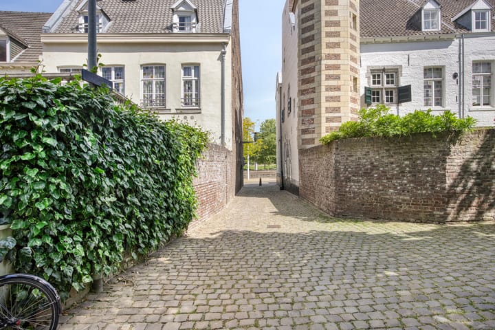 Foto 20 van Raamstraat 14