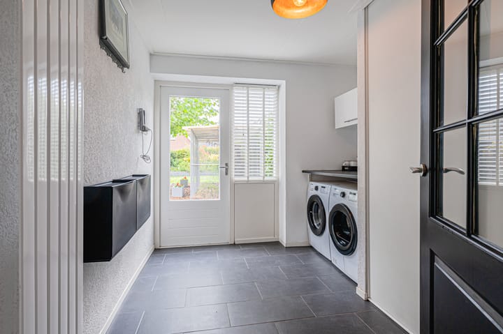 Photo 24 of Hoethslaan 6