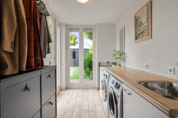 Foto 23 van Van de Veldelaan 986