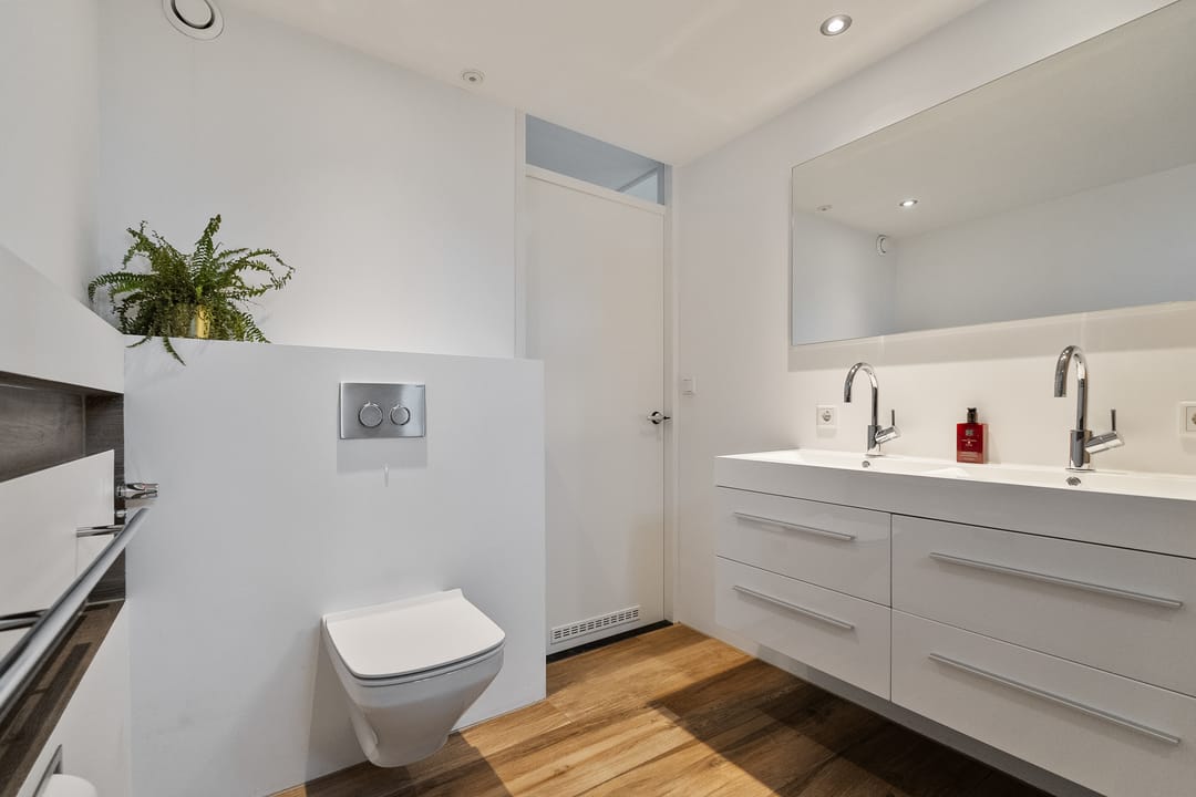 Foto 28 van Van de Veldelaan 986