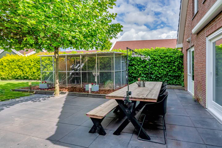 Photo 35 of Hoethslaan 6