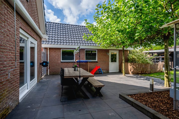 Photo 37 of Hoethslaan 6