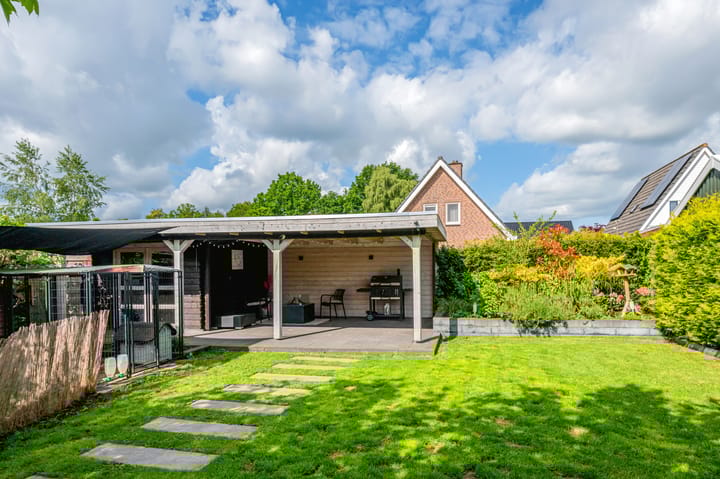 Photo 42 of Hoethslaan 6