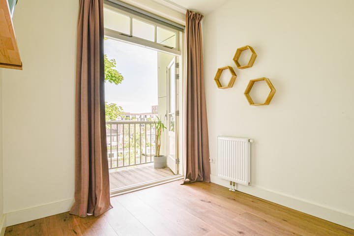 Foto 19 van Zeeburgerdijk 31-3