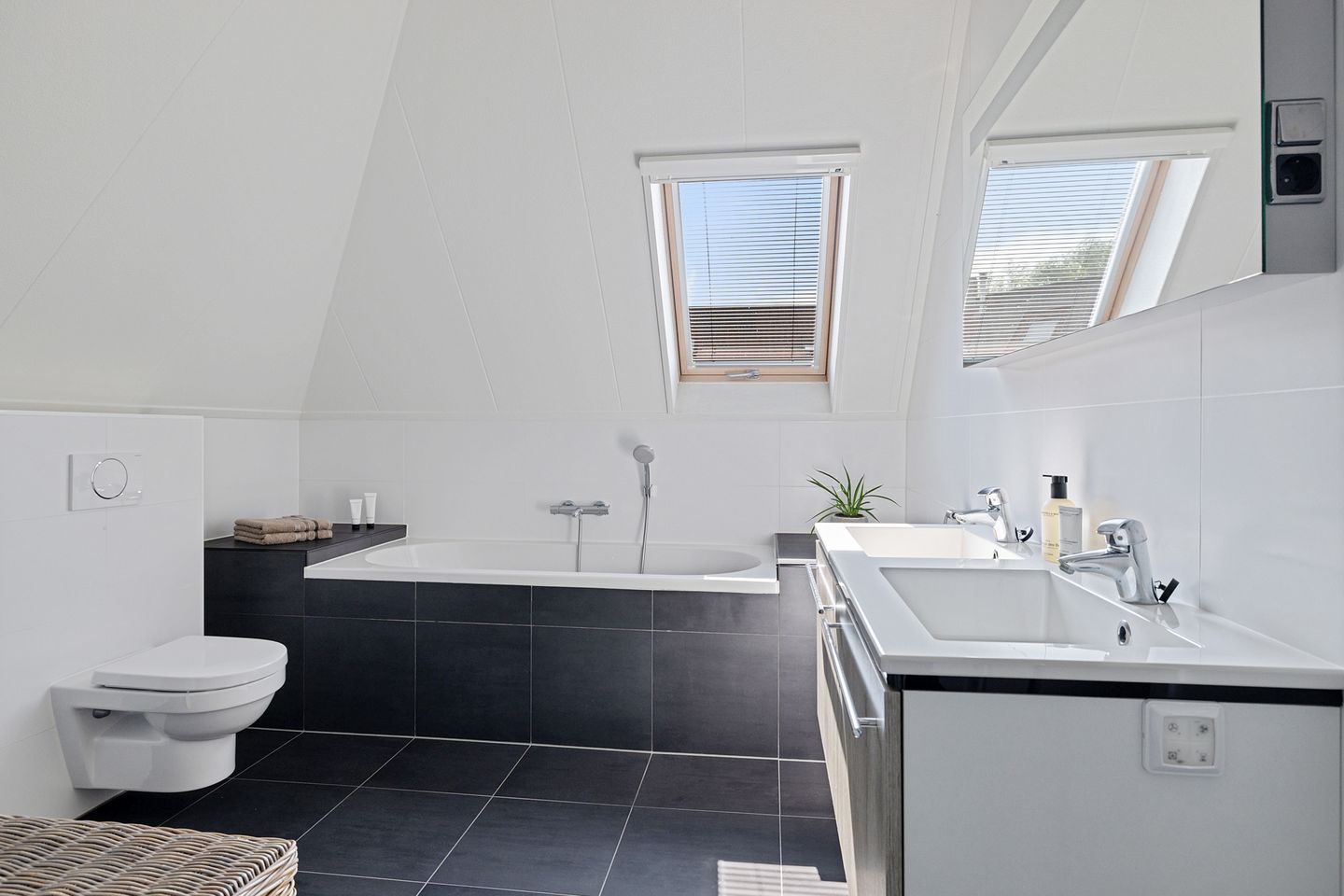 Foto 25 van M. van Zeggelenhof 9