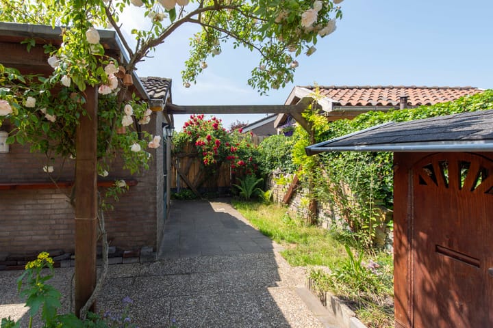 Foto 31 van Bernard Zweersstraat 7