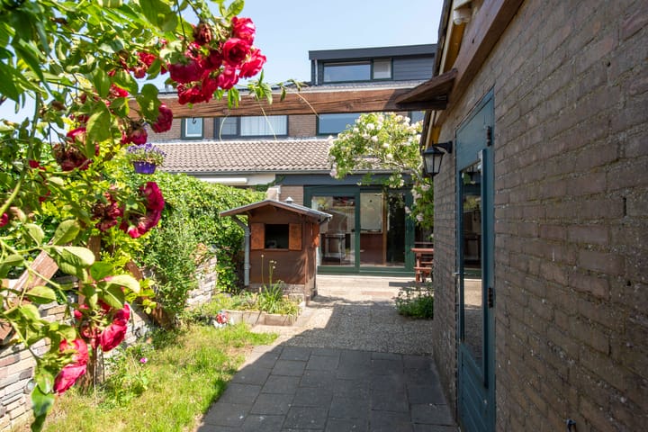 Foto 38 van Bernard Zweersstraat 7