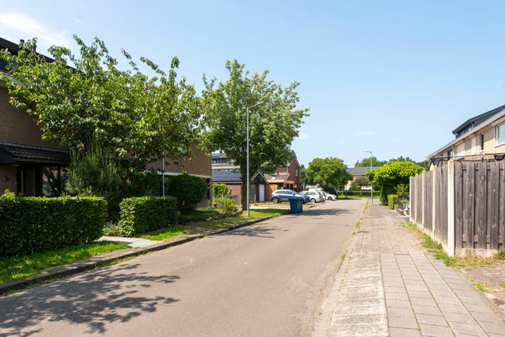 Foto 41 van Bernard Zweersstraat 7