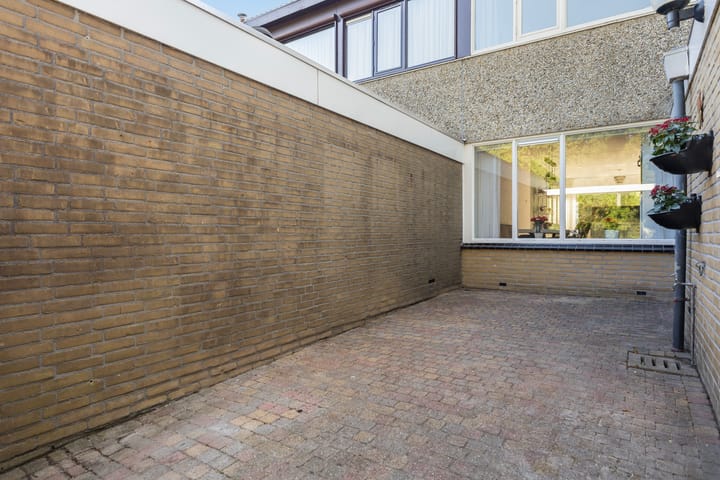 Foto 9 van Reinder Brolsmawei 6