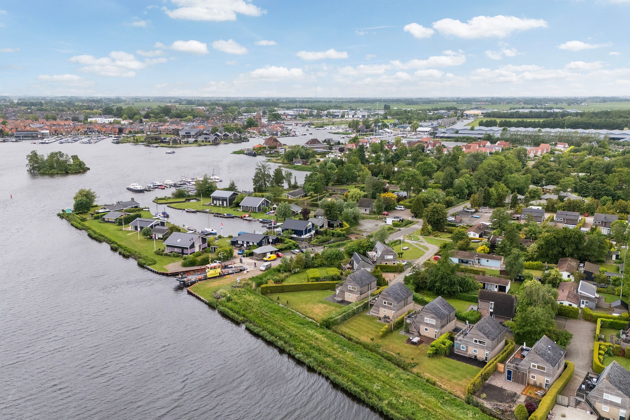 3-bedroom freehold villa in Grou — photo 2 of 5