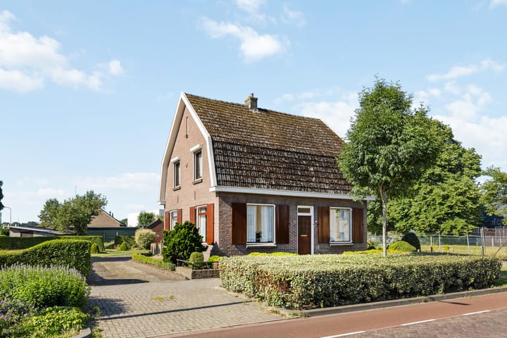 Foto 3 van Almelosestraat 12