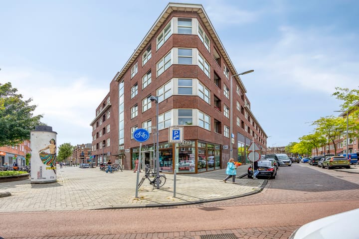 Photo 2 of Ebenhaëzerstraat 9-E