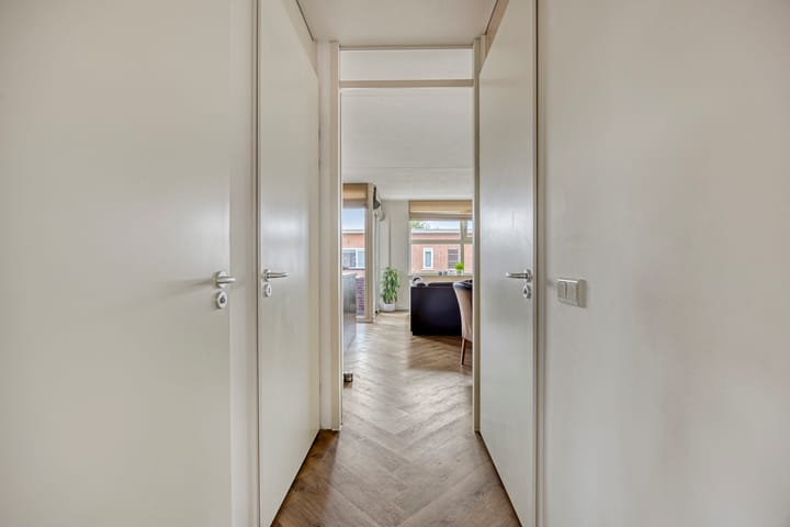 Photo 5 of Ebenhaëzerstraat 9-E