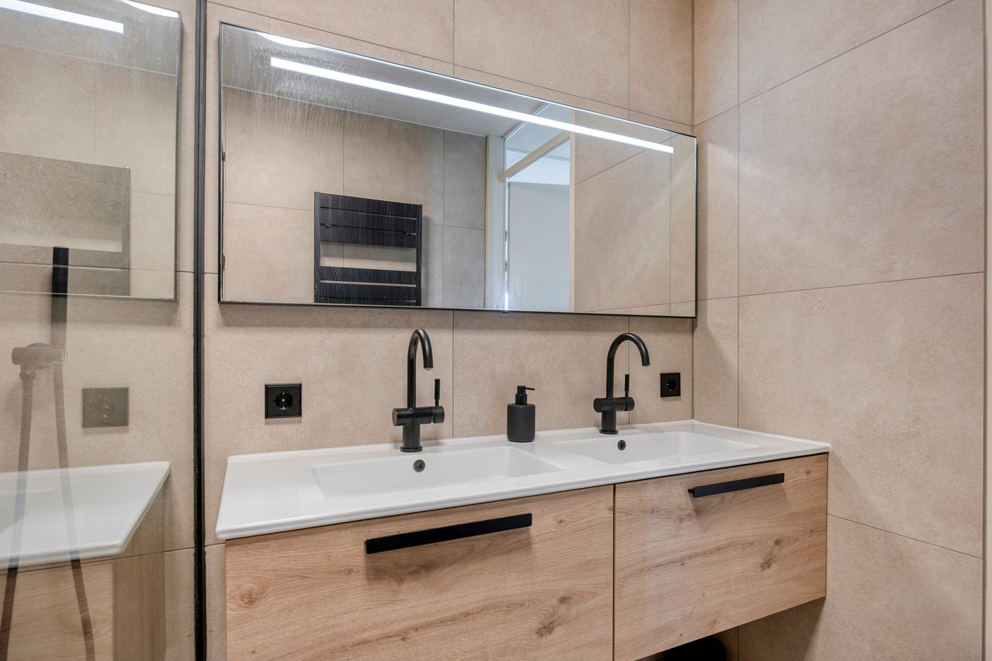 Foto 20 van Ebenhaëzerstraat 9-E