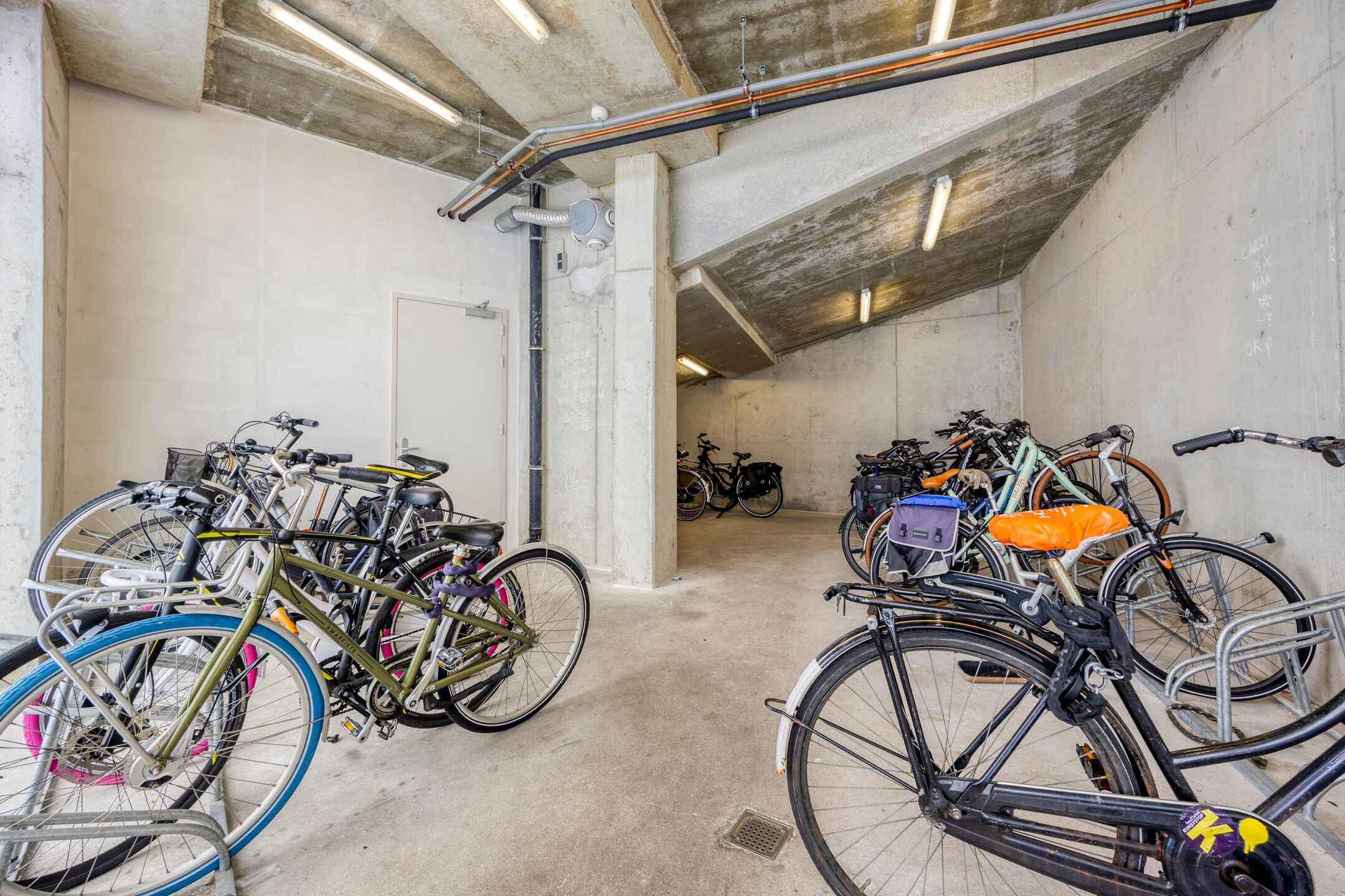 Foto 24 van Ebenhaëzerstraat 9-E