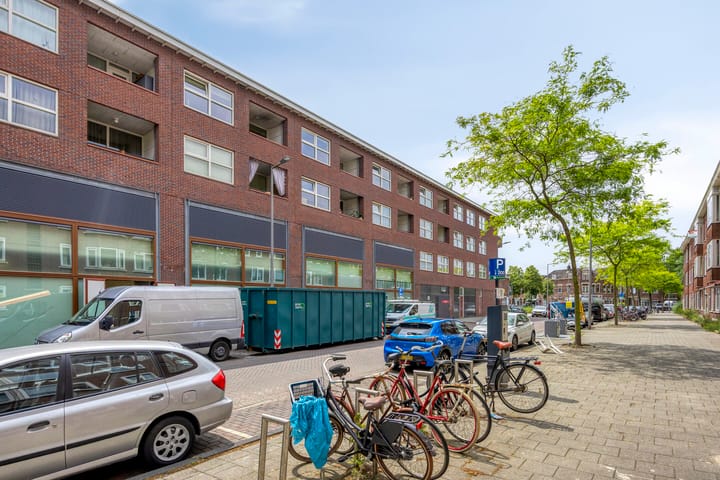 Photo 33 of Ebenhaëzerstraat 9-E