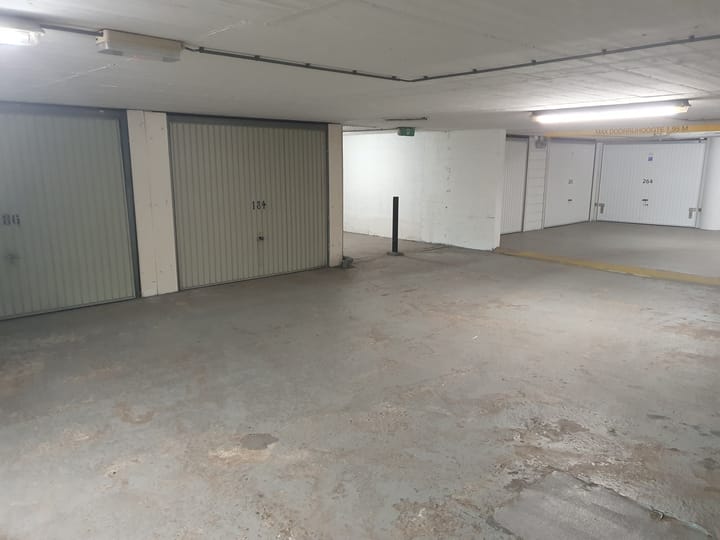 Foto 5 van Burgemeester van Fenemaplein garagebox 184