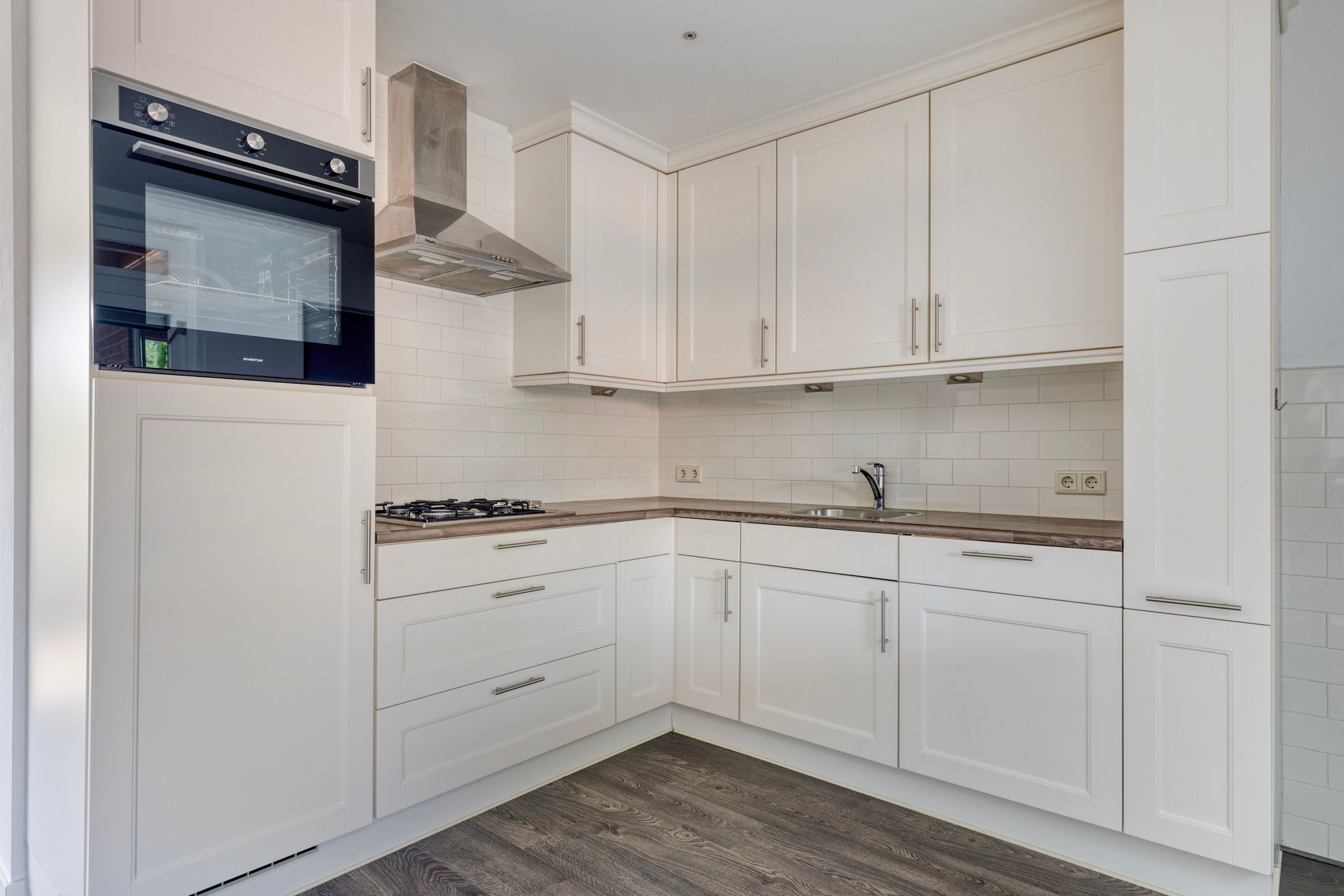 Photo 3 of Jasmijnstraat 9