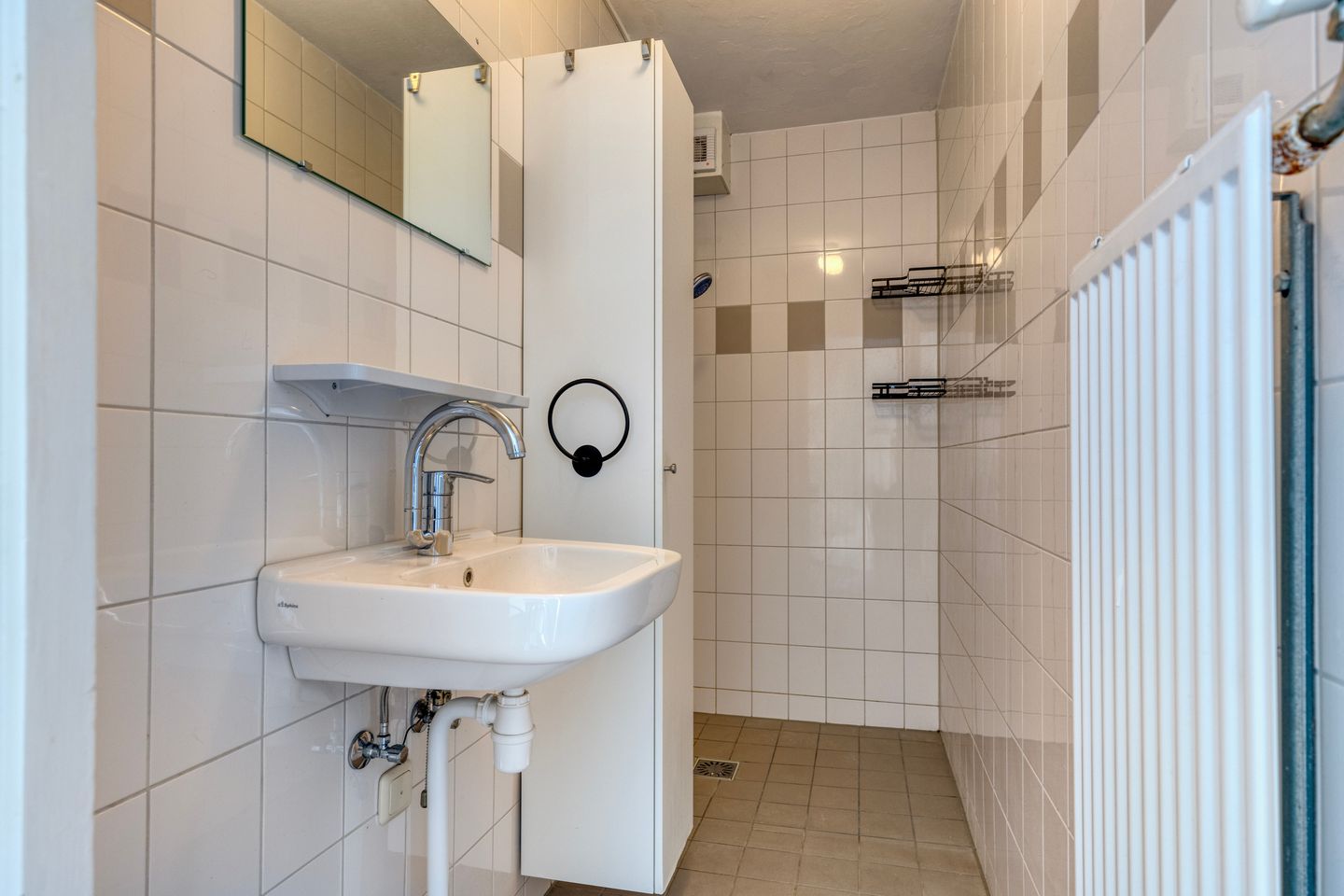 Photo 19 of Jasmijnstraat 9