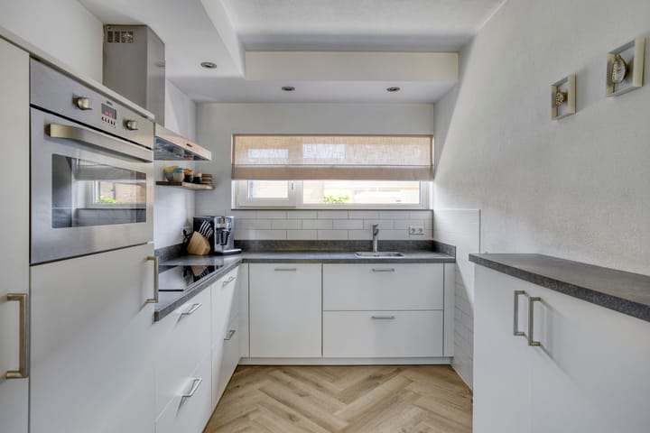 Foto 15 van Haspel 24